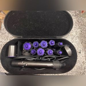 Dyson Airwrap Black/Purple